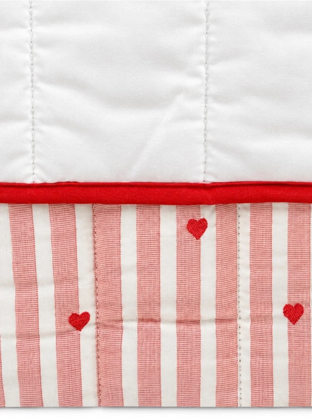 Pillowfort Patisserie Heart Stripe Twin Quilt Set Pink White NEW
